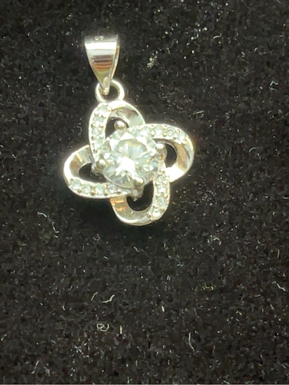 S925 Sterling Silver Moissanite Swirl Pendant Necklace 1.08 CTW GRA DTP